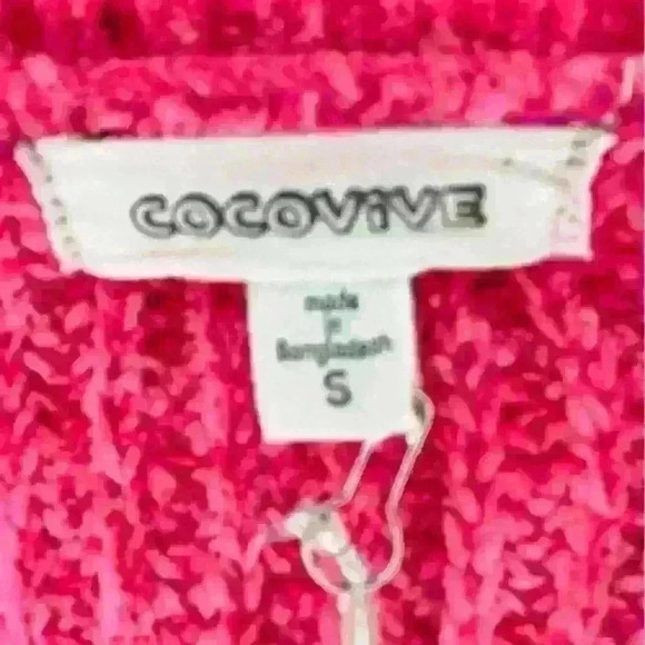 Crop sweater🌸 - Picture 4 of 4